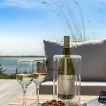 With Panoramic Views On Hindsholm Semesterbostad Martofte