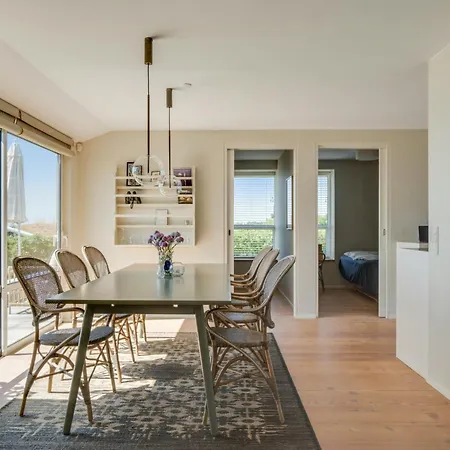 With Panoramic Views On Hindsholm 別荘 *